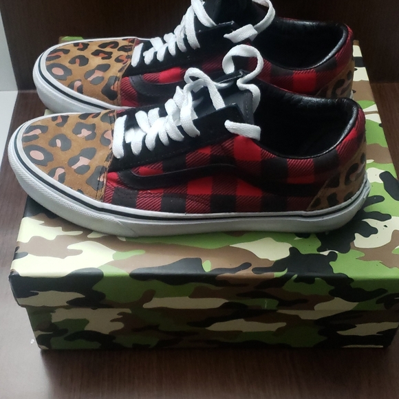 VANS Old Skool Cheetah Leopard Checkerboard Buffalo Plaid Canvas Wm's Shoes - Picture 2 of 4